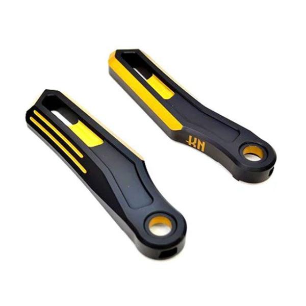 KN企画 デュアルカラーアルミステップ【シグナスX/マジェS】マットブラック/ゴールド kn926