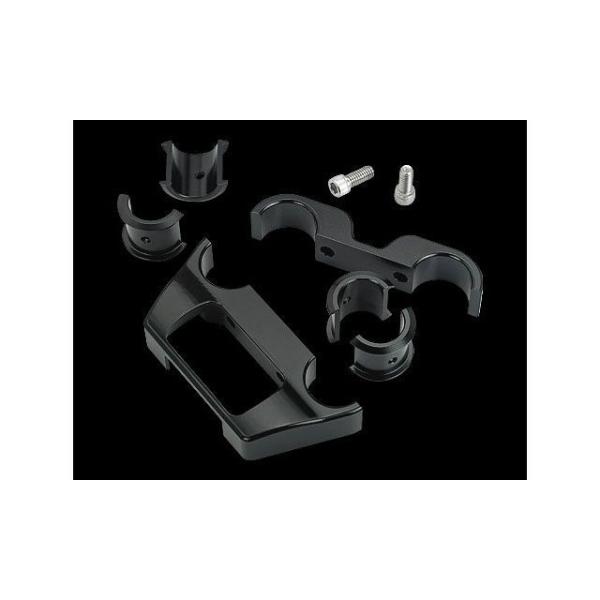 ビルトウェル ミルウォーキーエイトソフテイルで、トップクランプマウントスピードメーターの車両 M8ソ...