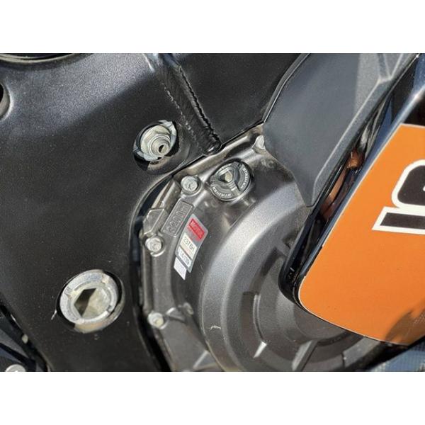 ストライカー アルミビレットオイルフィラーキャップ M20×P1.5（ガンメタ） STRIKER