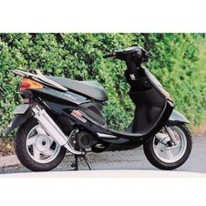 カワサキ（Kawasaki） Z900RS タンク 黒 純正 中古 バイク 部品 ZR900C