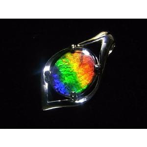 カナダ の 稀少 な 化石 宝石 アンモライト 【 K14 ホワイトゴールド