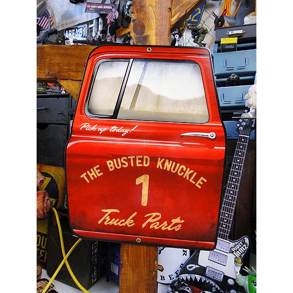 バステッドナックル　クルマのドア型　U.S.ヘヴィースチールサイン　（トラック　パーツ） ■ アメリ...