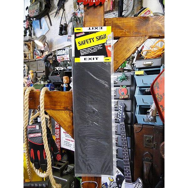 アメリカのホームセンターで売ってるステンシルシート　（出口/EXIT）　アメリカ雑貨　アメリカン雑貨...