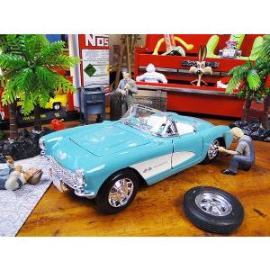 1950年代のアメ車のペダルカーを再現したミニカー 限定品 （1956