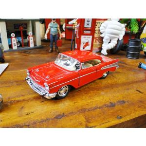 1950年代のアメ車のペダルカーを再現したミニカー 限定品 （1956