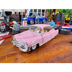 1953年　ピンクキャデラック　ダイキャストミニカー　1/43スケール　アメリカ雑貨　アメリカン雑貨