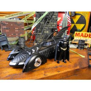 映画　バットマン　フォーエバー　バットモービル　ダイキャストミニカー　（バットマン付き）　■　アメリ...