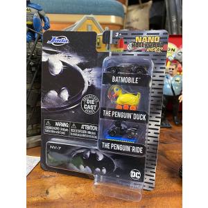 ダークナイト バットマン ステルスランチ バットモービル : ワールド