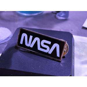 NASAピンバッジ　（レクタングル/ブラック）　■ アメリカン雑貨 アメリカ雑貨　ピンズ