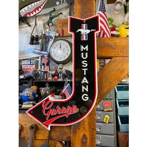 マスタング　ガレージ　ロードサイン風ブリキ看板 ■ アメリカン雑貨 アメリカ雑貨