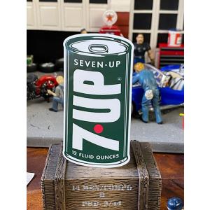 スーパーレア！　70年代　セブンアップ　オルゴール　缶　7up アメトイ　サイン 7UP セブンアップ エンボスティンサイン （1960年代ボトル
