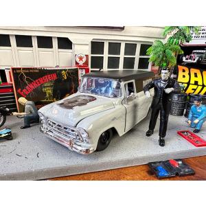 Jada　ユニバーサルモンスターズ　フランケンシュタイン＆1957年シボレー　サバーバン　霊柩車　ミ...