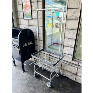 R&amp;B　ワイヤープロダクツ社　アメリカの業務用ランドリーカート　（ダブルポール）　MADE IN U...