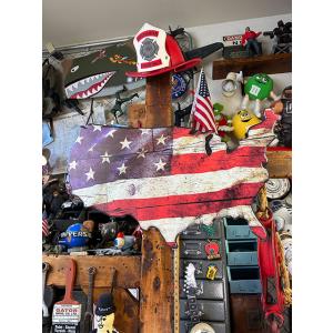 星条旗マップ　グラフィティ　エンボスティンサイン ■ アメリカン雑貨 アメリカ雑貨