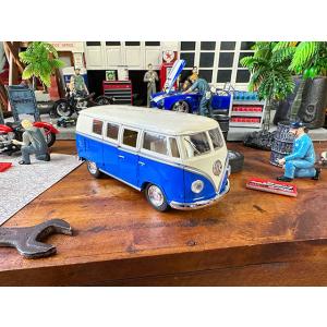 1962年フォルクス・ワーゲン　ワーゲンバス　ミニカー　1/32スケール　（ブルー）　■ アメリカン...