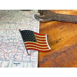 星条旗　ピンバッジ/ピンズ　（風になびく星条旗/アンティークフラッグ）　■　アメリカン雑貨　アメリカ...