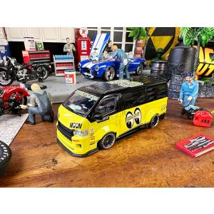 ターマックワークス×ムーンアイズ　限定コラボミニカー　トヨタ　ハイエース　ワイドボディ　ムーンアイズ...