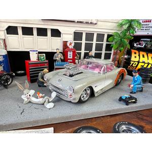 ダイキャスト製のフィギュア付き ミニカー 1/24 JadaTOYS ベティー