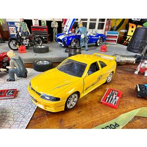 Jada　映画　ワイルドスピード　ダイキャストミニカー　1/32スケール　（レオン/ニッサン　スカイ...