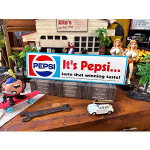 ペプシ　バンパーステッカー　（70年代ロゴ/It's　Pepsi）　■　アメリカン雑貨　アメリカ雑貨