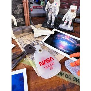 暗闇で光る！　蓄光　NASA　ウエスタンサドル　オフィシャル　キーホルダー　（グローインザダーク）　...