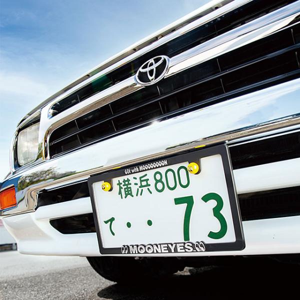 MOONEYES　ムーンアイズ　スキニー　3Dライセンスフレーム　クロームロゴ　（日本のナンプレ用サ...