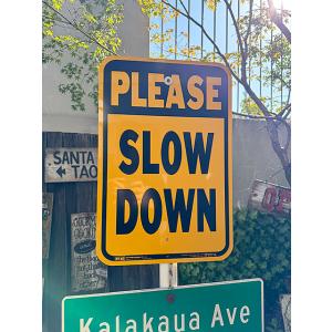 「ゆっくり走ってください」　アメリカン　アルミサインプレート　徐行　キッズアラート　MADE IN U.S.A. ■ アメリカン雑貨 アメリカ雑貨