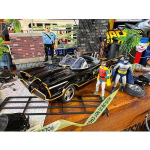 Jada　クラシックTVシリーズ　テレビ版　バットマン　バットモービル　ダイキャストミニカー　1/1...