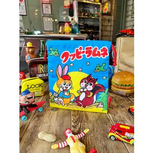 駄菓子屋シリーズ　お菓子のキンチャク袋　（クッピーラムネ）　オフィシャルグッズ　巾着袋　昭和レトロ ...