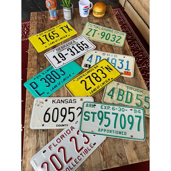 アメリカ　USEDナンバープレート　数字のみのデザイン（ランダムチョイス/単品/1枚）　ライセンスプ...