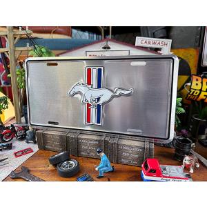 マスタング　ライセンスプレート　（シルバーエンブレム） ■ アメリカン雑貨 アメリカ雑貨