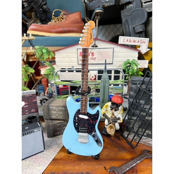 ニルヴァーナ　カート・コバーン　フェンダー　ムスタング　ソニックブルー　オフィシャル　ミニギター　レ...