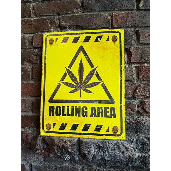 ジョーク看板　マリファナ使用中につき注意　ローリングエリア　ブリキ看板 ■ アメリカン雑貨 アメリカ...