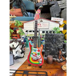 ビートルズ　ジョージ・ハリスン　フェンダー　ロッキー　ストラトキャスター　オフィシャル　ミニギター　...