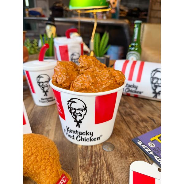 KFC　ケンタッキーフライドチキン　ソフビ　（フライドチキン10ピースバーレル）　単品　犬用オモチャ...