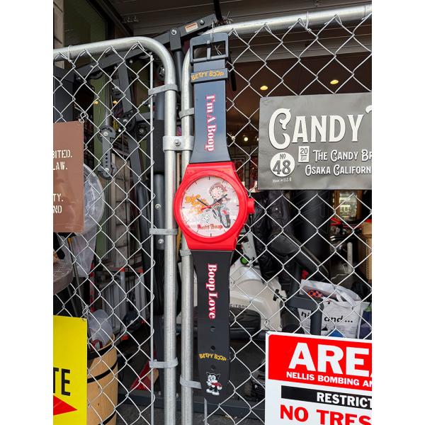 ベティ・ブープ　ビッグサイズ　ウォールウォッチ　壁掛け時計 ■ アメリカン雑貨 アメリカ雑貨