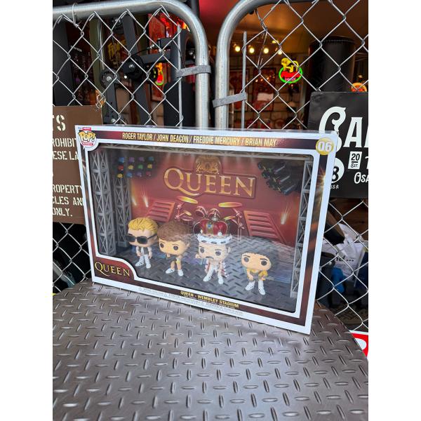 ファンコポップ　QUEEN　クイーン　4体セット　（ステージセット付き）　POP! MOMENT ■...