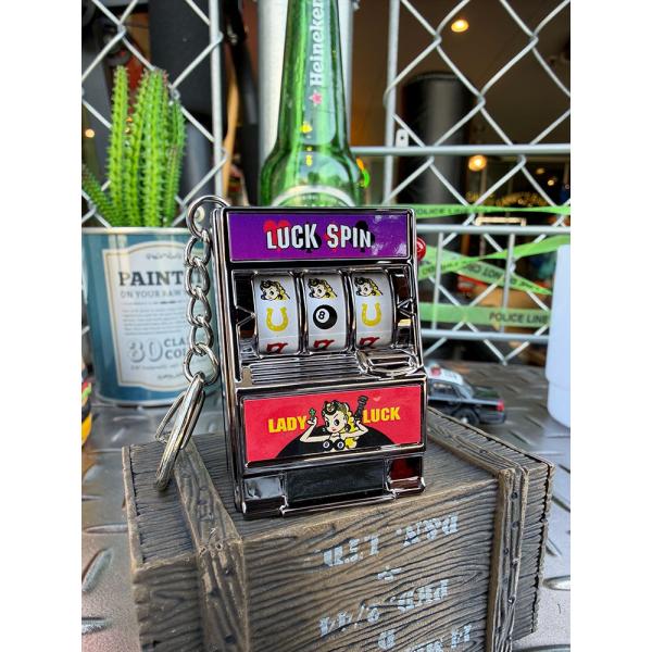 カジノ　スロットマシン　キーホルダー　（ブラック/レディラック） ■ アメリカン雑貨 アメリカ雑貨