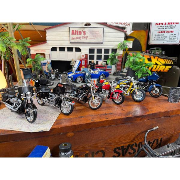 マイスト　ハーレーダビッドソン　ダイキャスト　バイク　ミニカー　6台セット　1/18スケール　（シリ...