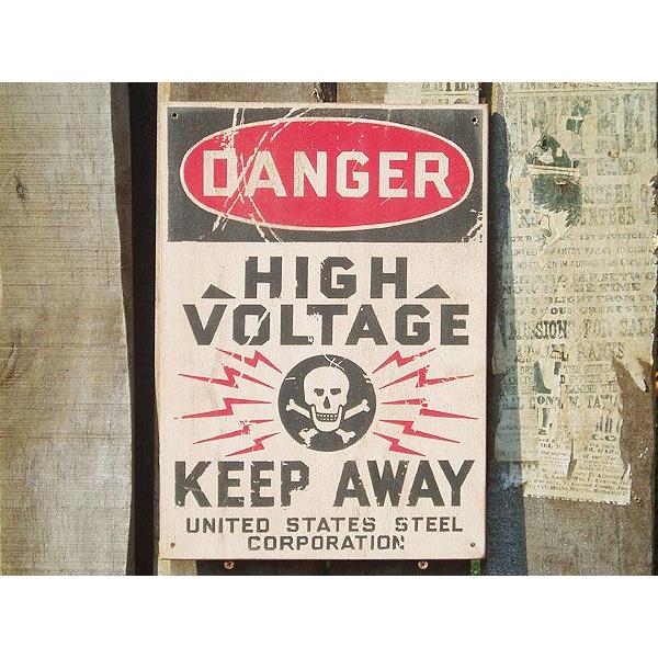 昔のアドバタイジング　ウッドサイン　シリーズ第二弾　（デンジャー・ハイボルテージ）　アメリカ雑貨　ア...