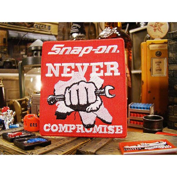スナップオン　レーシングワッペン　（ネバーコンプロマイズ）　■　アメリカン雑貨　アメリカ雑貨　Sna...