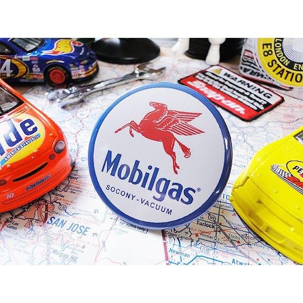 アメ車好きのためのモーター系缶バッジ　（モービルガス）　アメリカン雑貨 アメリカ雑貨 爆買