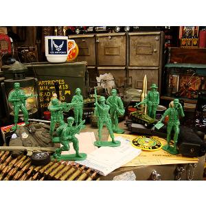 トイソルジャー フィギュア 8体セット ミリタリー グリーン