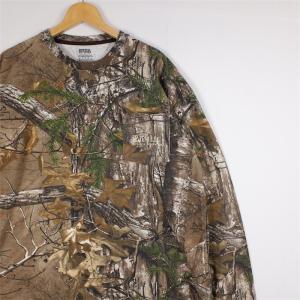 RUSSELL OUTDOORS ラッセルアウトドア リアルツリーカモ柄 クルーネック長袖Tシャツ ポケット付き プリント メンズUS-2XLサイズ t-2525n｜canopus-web-shop