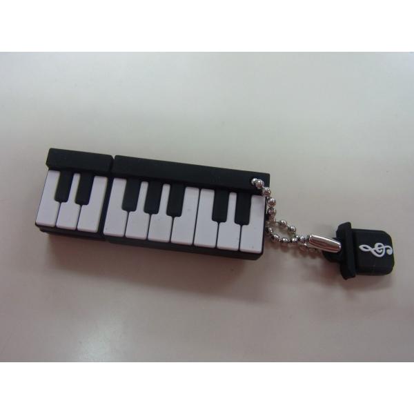 USBメモリ ピアノ鍵盤 2GB この商品はお取り寄せ商品です   楽器-音楽雑貨 《音楽・バレエ・...