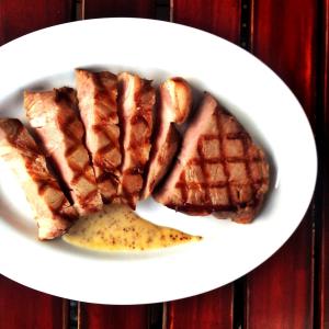 フレンチ　お取り寄せ　豚肩ロースの低温調理グリル