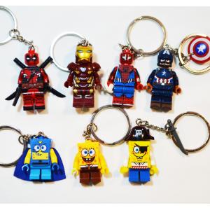 ブロックキーホルダー　レゴ風　マーベル　スパイダーマン　スポンジボブ　デッドプール