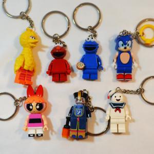 ブロックキーホルダー　レゴ風　グレムリン　E.T　セサミストリート