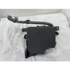 ZN6 トヨタ　86 GT　平成26年　純正　エンジンルーム内　ヒューズボックス