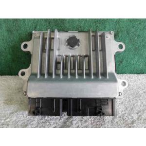 スズキ 純正 ジムニー 《 JB23W 》 ヒューズボックス P10700-23010526